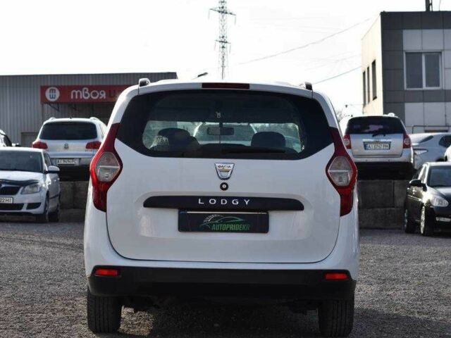 Белый Дачия Другая, объемом двигателя 1.6 л и пробегом 170 тыс. км за 7499 $, фото 2 на Automoto.ua