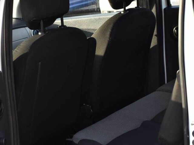 Белый Дачия Другая, объемом двигателя 1.6 л и пробегом 170 тыс. км за 7499 $, фото 16 на Automoto.ua