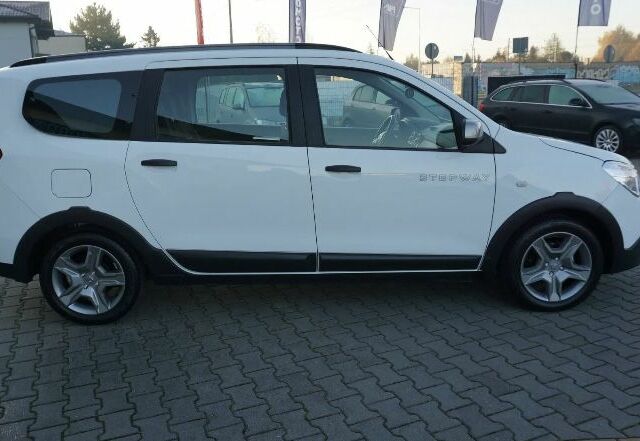 Белый Дачия Другая, объемом двигателя 1.6 л и пробегом 135 тыс. км за 7490 $, фото 6 на Automoto.ua