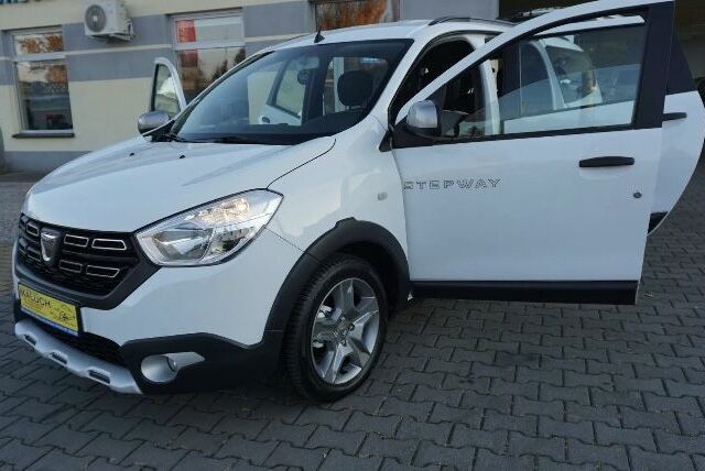 Белый Дачия Другая, объемом двигателя 1.6 л и пробегом 135 тыс. км за 7490 $, фото 8 на Automoto.ua