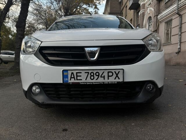 Белый Дачия Другая, объемом двигателя 1.6 л и пробегом 170 тыс. км за 7500 $, фото 1 на Automoto.ua