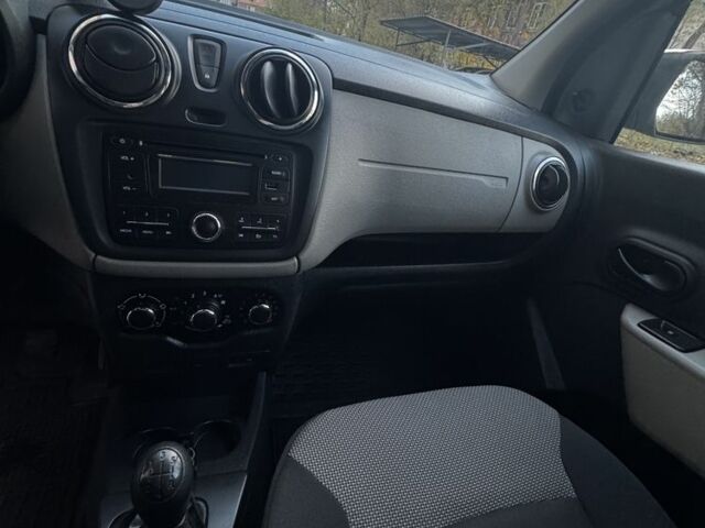 Белый Дачия Другая, объемом двигателя 1.6 л и пробегом 170 тыс. км за 7500 $, фото 6 на Automoto.ua