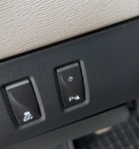 Коричневий Дачія Інша, об'ємом двигуна 1.6 л та пробігом 136 тис. км за 9300 $, фото 16 на Automoto.ua