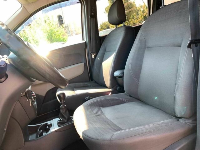 Дачия Другая 2012 в Виннице на Automoto.ua Серый Дачия Другая, объемом двигателя 1.5 л и пробегом 305 тыс. км за 6940 $, фото 19 на Automoto.ua