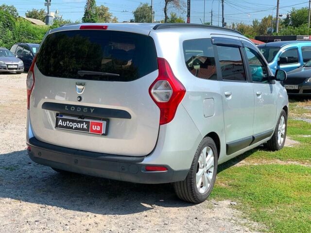 Дачия Другая 2012 в Виннице на Automoto.ua Серый Дачия Другая, объемом двигателя 1.5 л и пробегом 305 тыс. км за 6940 $, фото 4 на Automoto.ua