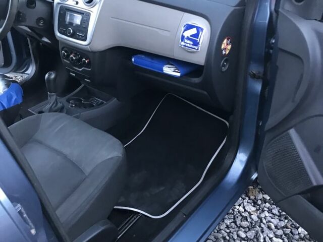 Серый Дачия Другая, объемом двигателя 1.6 л и пробегом 150 тыс. км за 5999 $, фото 1 на Automoto.ua