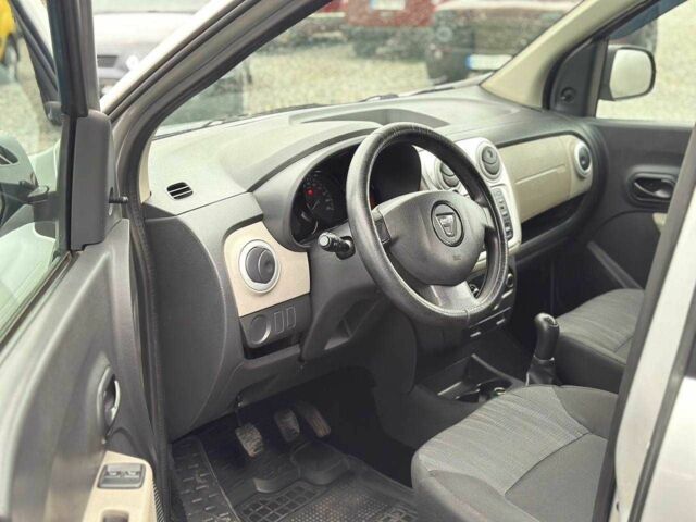 Серый Дачия Другая, объемом двигателя 1.2 л и пробегом 191 тыс. км за 5700 $, фото 6 на Automoto.ua