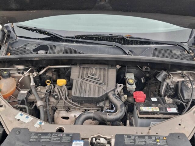 Серый Дачия Другая, объемом двигателя 1.6 л и пробегом 240 тыс. км за 8200 $, фото 1 на Automoto.ua