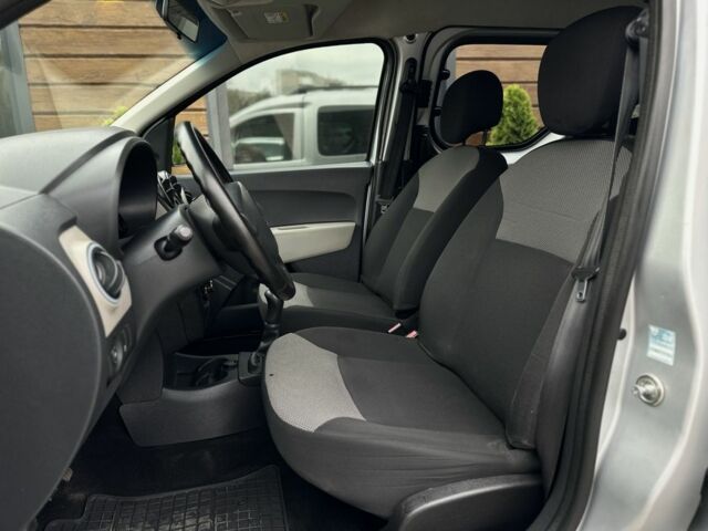 Серый Дачия Другая, объемом двигателя 1.6 л и пробегом 310 тыс. км за 6500 $, фото 12 на Automoto.ua