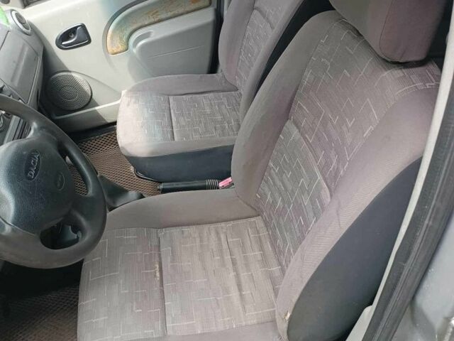 Серый Дачия Другая, объемом двигателя 1.6 л и пробегом 250 тыс. км за 3000 $, фото 6 на Automoto.ua