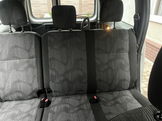 Серый Дачия Другая, объемом двигателя 1.6 л и пробегом 96 тыс. км за 6200 $, фото 19 на Automoto.ua