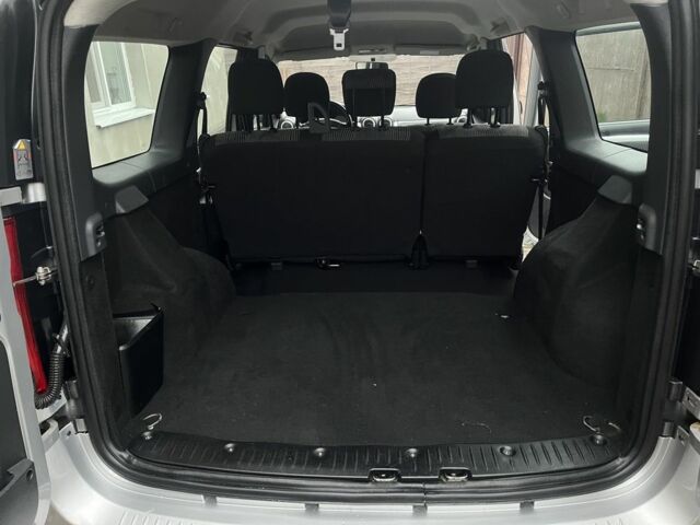 Серый Дачия Другая, объемом двигателя 1.6 л и пробегом 96 тыс. км за 6200 $, фото 18 на Automoto.ua