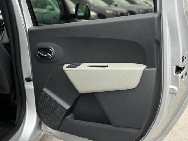 Серый Дачия Другая, объемом двигателя 1.5 л и пробегом 305 тыс. км за 6430 $, фото 23 на Automoto.ua