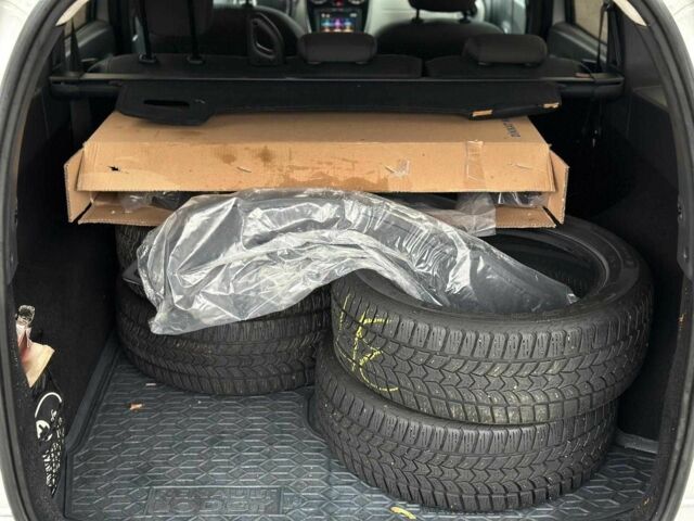 Серый Дачия Другая, объемом двигателя 1.5 л и пробегом 305 тыс. км за 6430 $, фото 21 на Automoto.ua