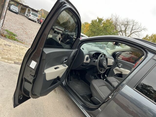 Дачия Другая 2012 в Кобеляках на Automoto.ua Серый Дачия Другая, объемом двигателя 1.6 л и пробегом 190 тыс. км за 6450 $, фото 9 на Automoto.ua