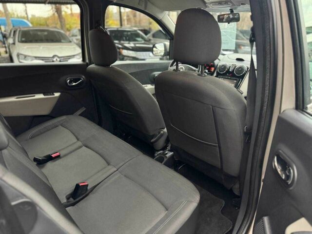 Серый Дачия Другая, объемом двигателя 1.2 л и пробегом 120 тыс. км за 8500 $, фото 15 на Automoto.ua