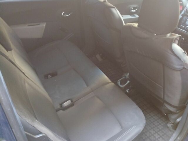 Синий Дачия Другая, объемом двигателя 1.6 л и пробегом 187 тыс. км за 6200 $, фото 3 на Automoto.ua