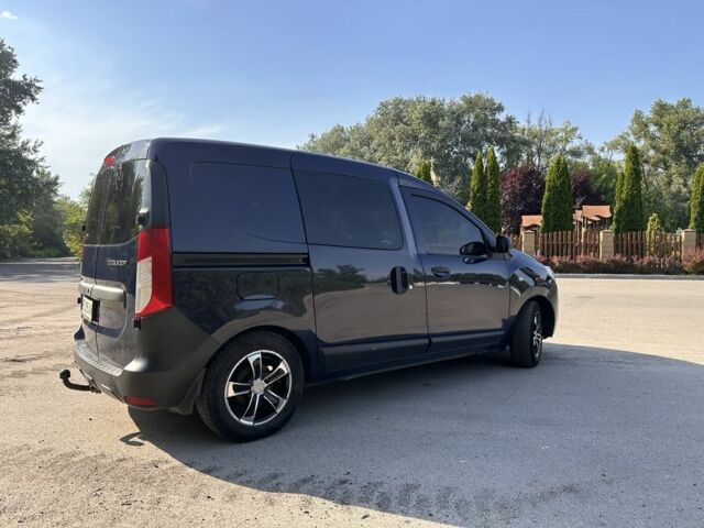 Синий Дачия Другая, объемом двигателя 1.6 л и пробегом 249 тыс. км за 6500 $, фото 2 на Automoto.ua