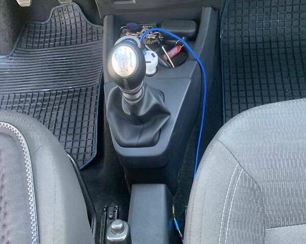 Білий Дачія Лоджі, об'ємом двигуна 0 л та пробігом 230 тис. км за 6900 $, фото 9 на Automoto.ua