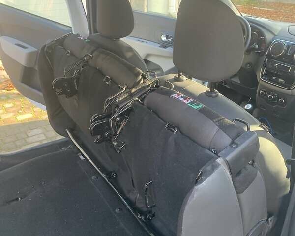 Білий Дачія Лоджі, об'ємом двигуна 0 л та пробігом 230 тис. км за 6900 $, фото 11 на Automoto.ua