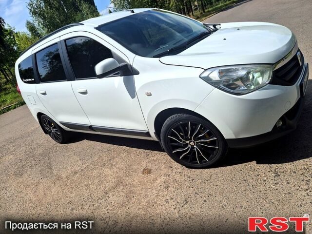 Белый Дачия Лоджи, объемом двигателя 1.2 л и пробегом 167 тыс. км за 7700 $, фото 1 на Automoto.ua