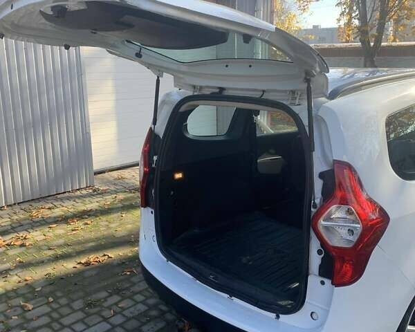 Білий Дачія Лоджі, об'ємом двигуна 0 л та пробігом 230 тис. км за 6900 $, фото 21 на Automoto.ua