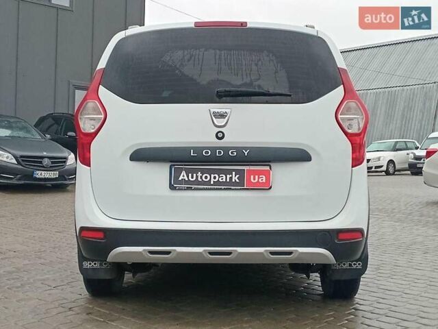 Дачия Лоджи 2015 в Львове на Automoto.ua Белый Дачия Лоджи, объемом двигателя 1.5 л и пробегом 134 тыс. км за 8990 $, фото 3 на Automoto.ua