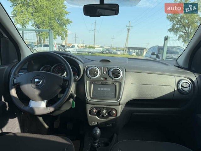 Білий Дачія Лоджі, об'ємом двигуна 1.5 л та пробігом 150 тис. км за 10899 $, фото 48 на Automoto.ua