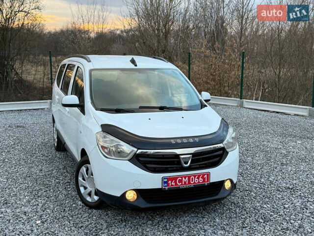 Белый Дачия Лоджи, объемом двигателя 1.6 л и пробегом 220 тыс. км за 5750 $, фото 7 на Automoto.ua