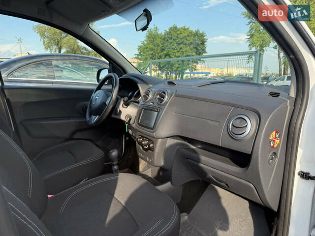 Білий Дачія Лоджі, об'ємом двигуна 1.5 л та пробігом 150 тис. км за 10899 $, фото 44 на Automoto.ua