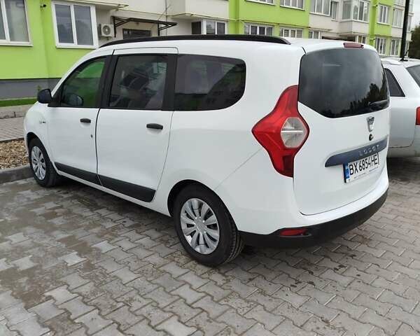 Дачия Лоджи 2016 в Каменце-Подольском на Automoto.ua Белый Дачия Лоджи, объемом двигателя 1.6 л и пробегом 176 тыс. км за 8900 $, фото 5 на Automoto.ua
