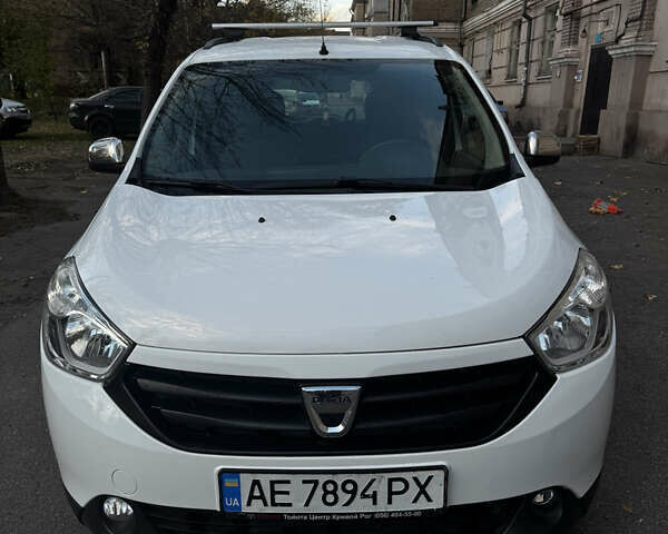 Белый Дачия Лоджи, объемом двигателя 1.6 л и пробегом 170 тыс. км за 7500 $, фото 1 на Automoto.ua