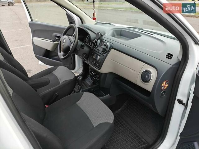 Белый Дачия Лоджи, объемом двигателя 1.6 л и пробегом 170 тыс. км за 7500 $, фото 15 на Automoto.ua