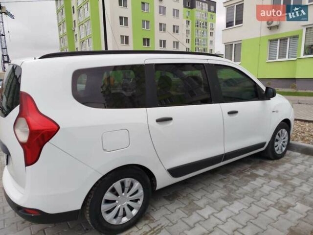 Дачия Лоджи 2016 в Каменце-Подольском на Automoto.ua Белый Дачия Лоджи, объемом двигателя 1.6 л и пробегом 176 тыс. км за 8900 $, фото 6 на Automoto.ua