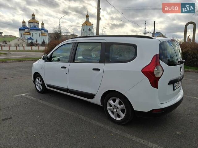 Белый Дачия Лоджи, объемом двигателя 1.6 л и пробегом 170 тыс. км за 7500 $, фото 5 на Automoto.ua