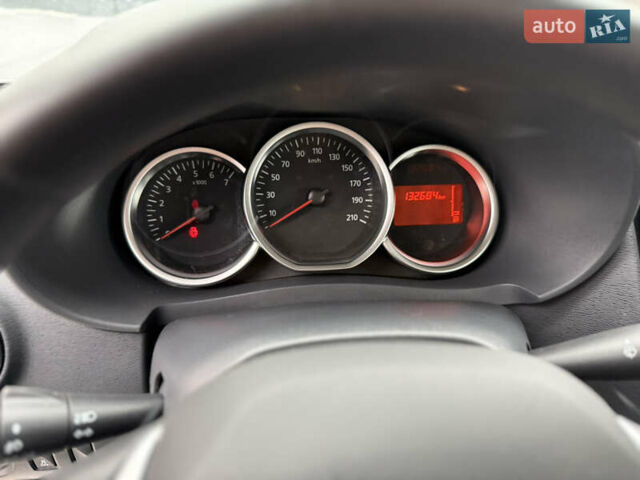 Белый Дачия Лоджи, объемом двигателя 1.6 л и пробегом 135 тыс. км за 7999 $, фото 8 на Automoto.ua