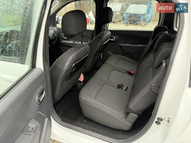 Білий Дачія Лоджі, об'ємом двигуна 1.6 л та пробігом 135 тис. км за 8700 $, фото 13 на Automoto.ua
