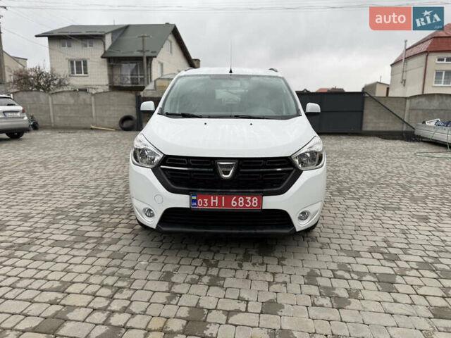 Білий Дачія Лоджі, об'ємом двигуна 1.6 л та пробігом 135 тис. км за 8700 $, фото 1 на Automoto.ua