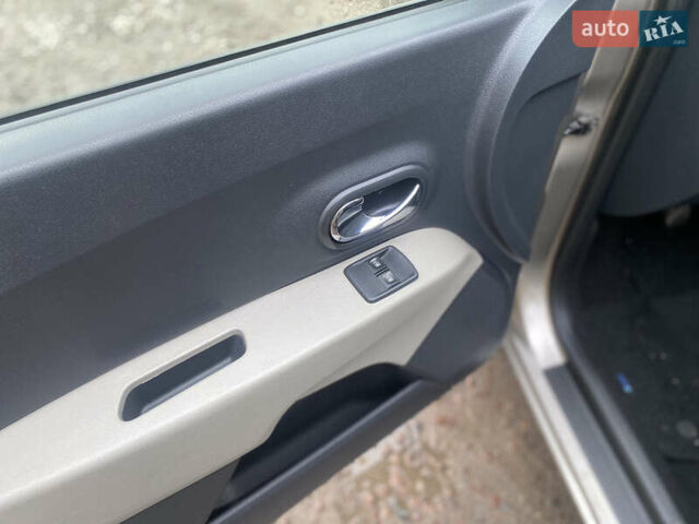 Бежевий Дачія Лоджі, об'ємом двигуна 1.6 л та пробігом 160 тис. км за 6900 $, фото 11 на Automoto.ua