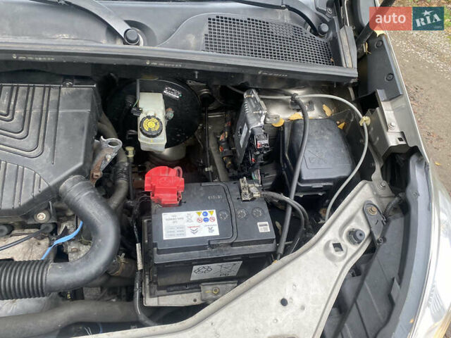 Бежевий Дачія Лоджі, об'ємом двигуна 1.6 л та пробігом 160 тис. км за 6900 $, фото 27 на Automoto.ua