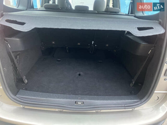 Бежевий Дачія Лоджі, об'ємом двигуна 1.6 л та пробігом 160 тис. км за 6900 $, фото 19 на Automoto.ua