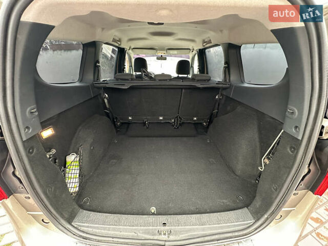 Бежевый Дачия Лоджи, объемом двигателя 1.5 л и пробегом 209 тыс. км за 8500 $, фото 31 на Automoto.ua