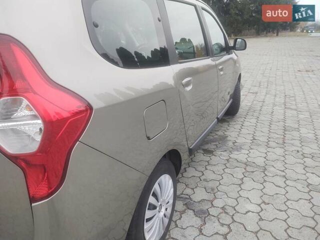 Бежевый Дачия Лоджи, объемом двигателя 1.5 л и пробегом 317 тыс. км за 7400 $, фото 10 на Automoto.ua