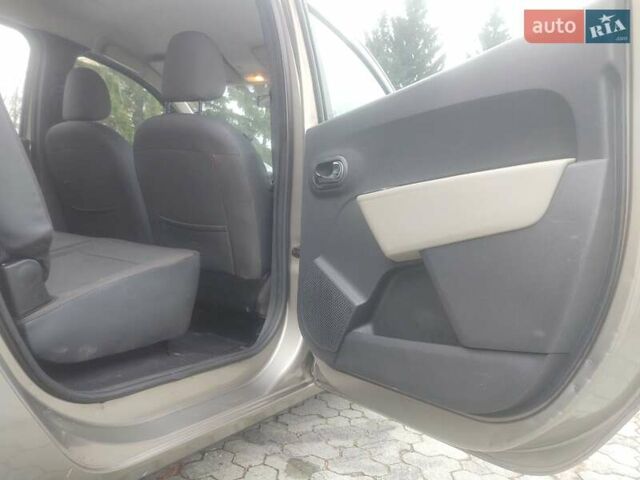 Бежевый Дачия Лоджи, объемом двигателя 1.5 л и пробегом 317 тыс. км за 7400 $, фото 35 на Automoto.ua