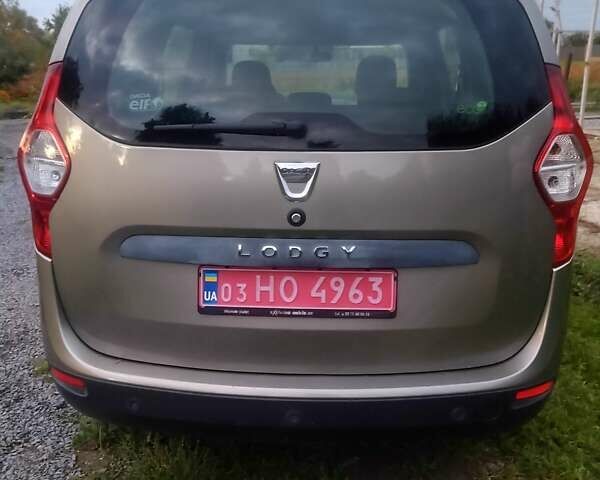 Дачия Лоджи 2013 в Дубно на Automoto.ua Бежевый Дачия Лоджи, объемом двигателя 1.5 л и пробегом 317 тыс. км за 7499 $, фото 11 на Automoto.ua