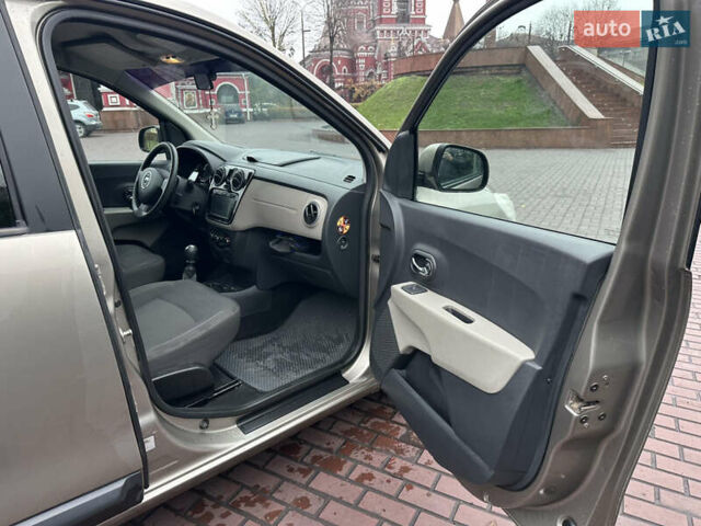 Бежевый Дачия Лоджи, объемом двигателя 1.5 л и пробегом 209 тыс. км за 8500 $, фото 20 на Automoto.ua