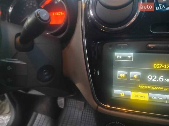 Дачия Лоджи 2013 в Дубно на Automoto.ua Бежевый Дачия Лоджи, объемом двигателя 1.5 л и пробегом 317 тыс. км за 7499 $, фото 14 на Automoto.ua