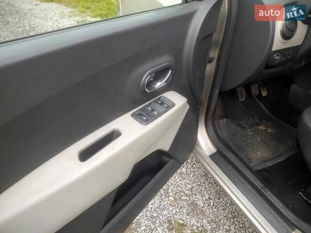 Дачия Лоджи 2013 в Дубно на Automoto.ua Бежевый Дачия Лоджи, объемом двигателя 1.5 л и пробегом 317 тыс. км за 7499 $, фото 18 на Automoto.ua