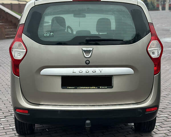 Бежевый Дачия Лоджи, объемом двигателя 1.5 л и пробегом 209 тыс. км за 8500 $, фото 6 на Automoto.ua