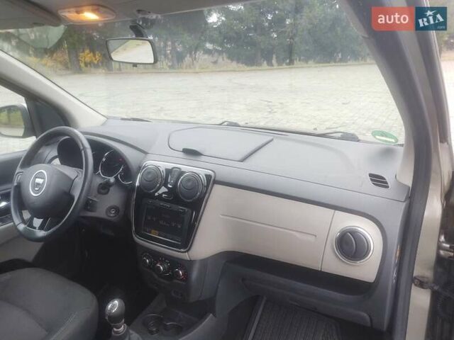 Бежевый Дачия Лоджи, объемом двигателя 1.5 л и пробегом 317 тыс. км за 7400 $, фото 32 на Automoto.ua